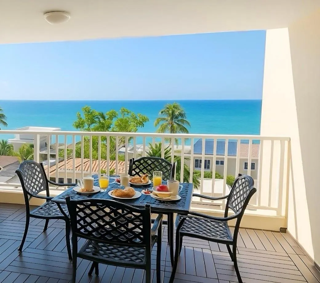 Lovely Seafront Apartment With Breathtaking Seaviews location