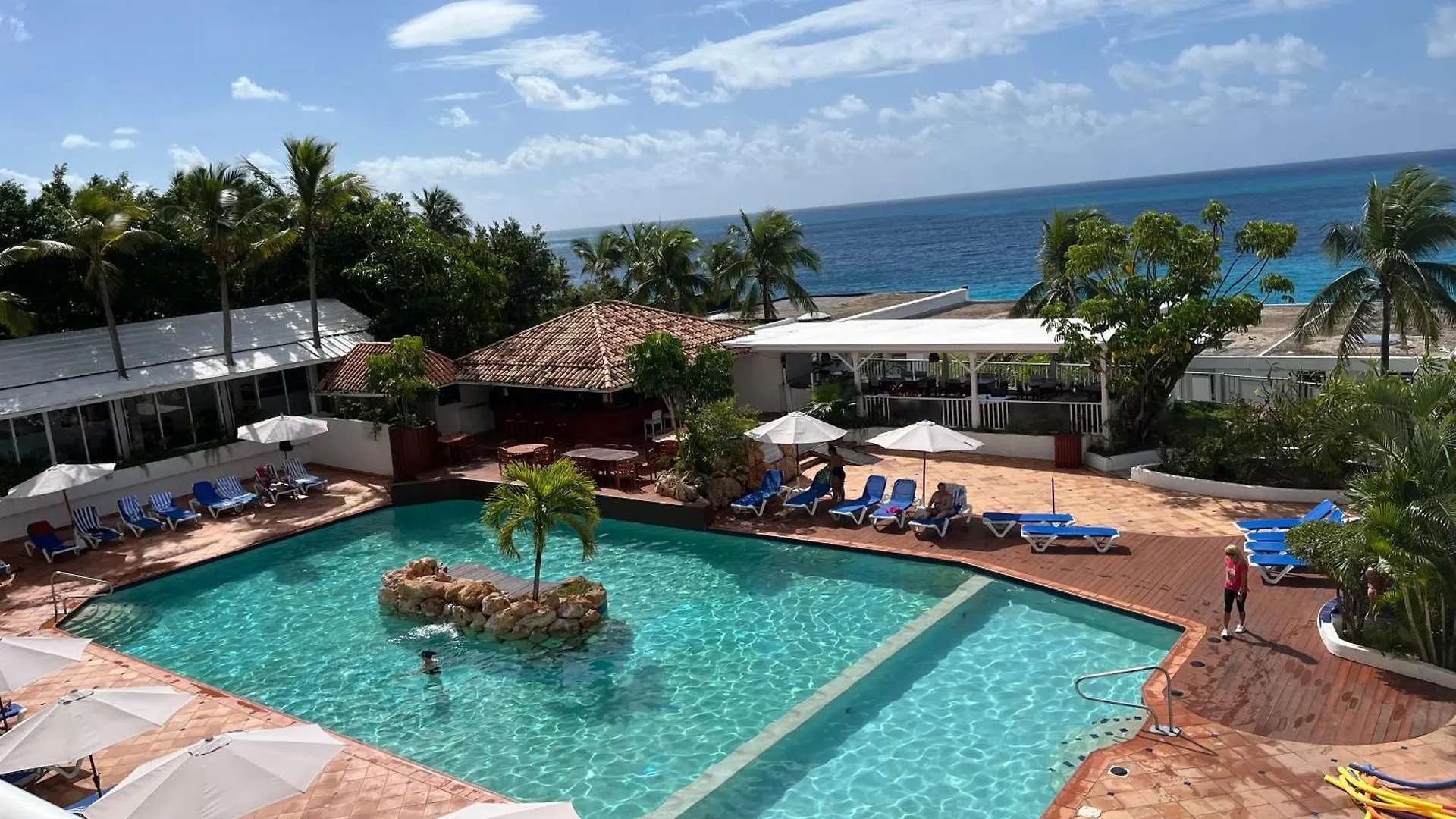 Outstanding Unit With Breathtaking Seaviews Apartment Cupecoy  Cupecoy (Sint Maarten)